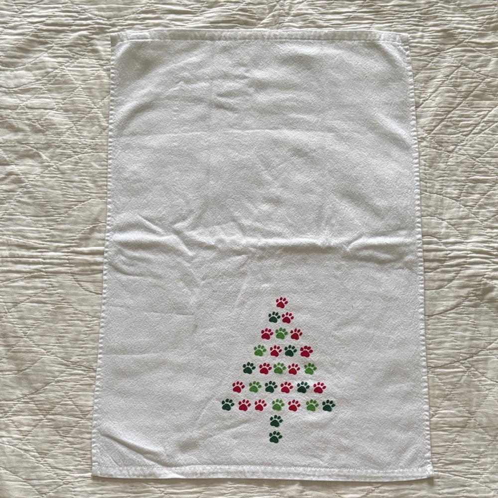 FREE *** Paw Print Hand Towel